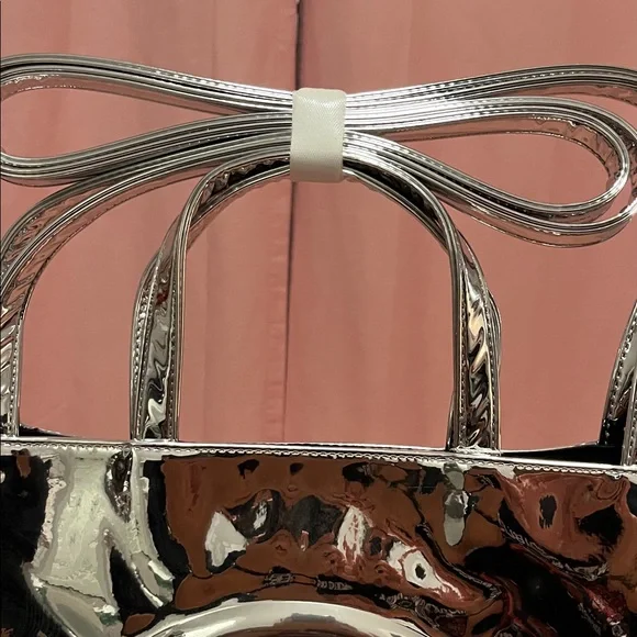 🔥🔥 Telfar Metallic LARGE MIRROR Silver Tote Bag🤍🩶🤍 - Picture 3 of 16